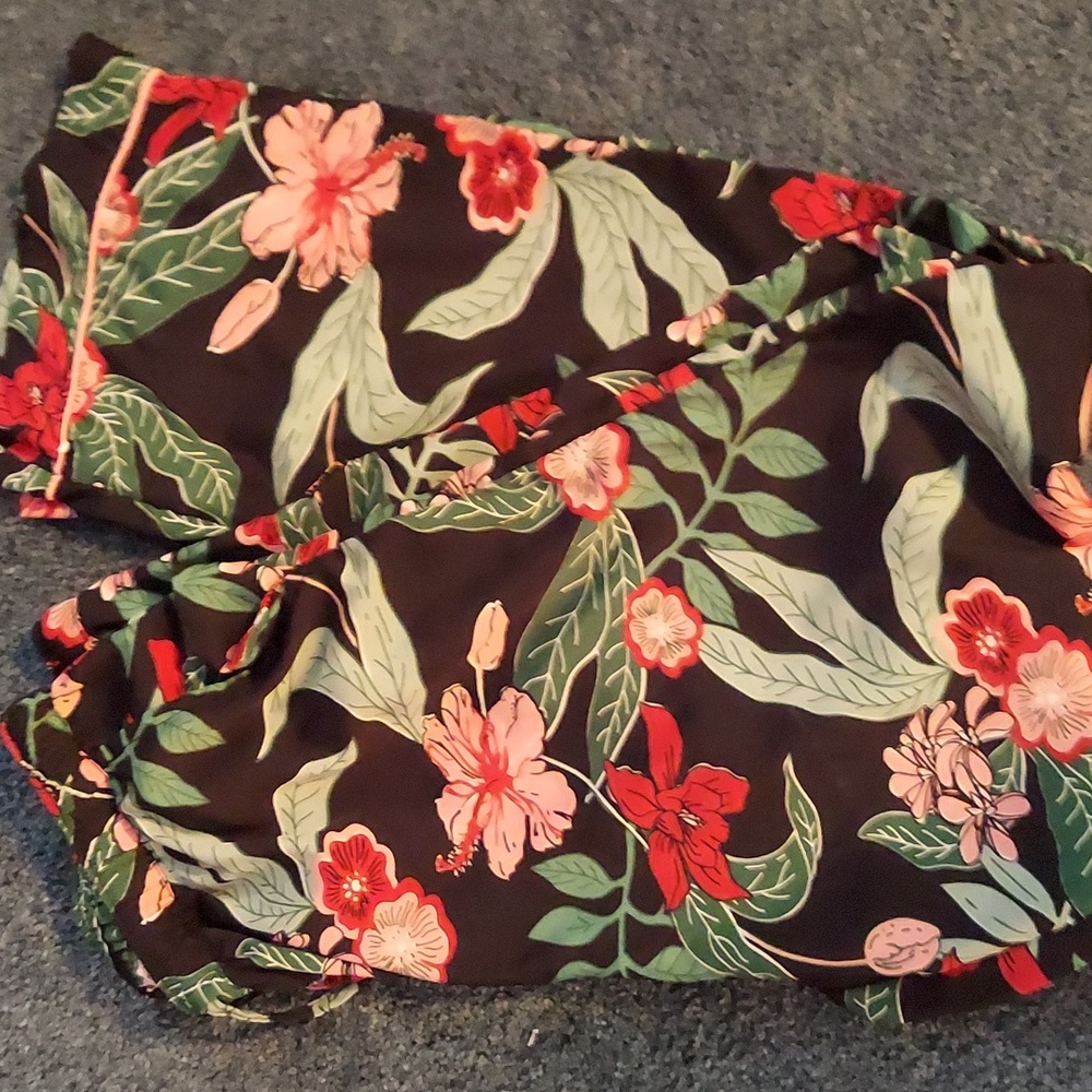 Cynthia Rowley sleepwear.